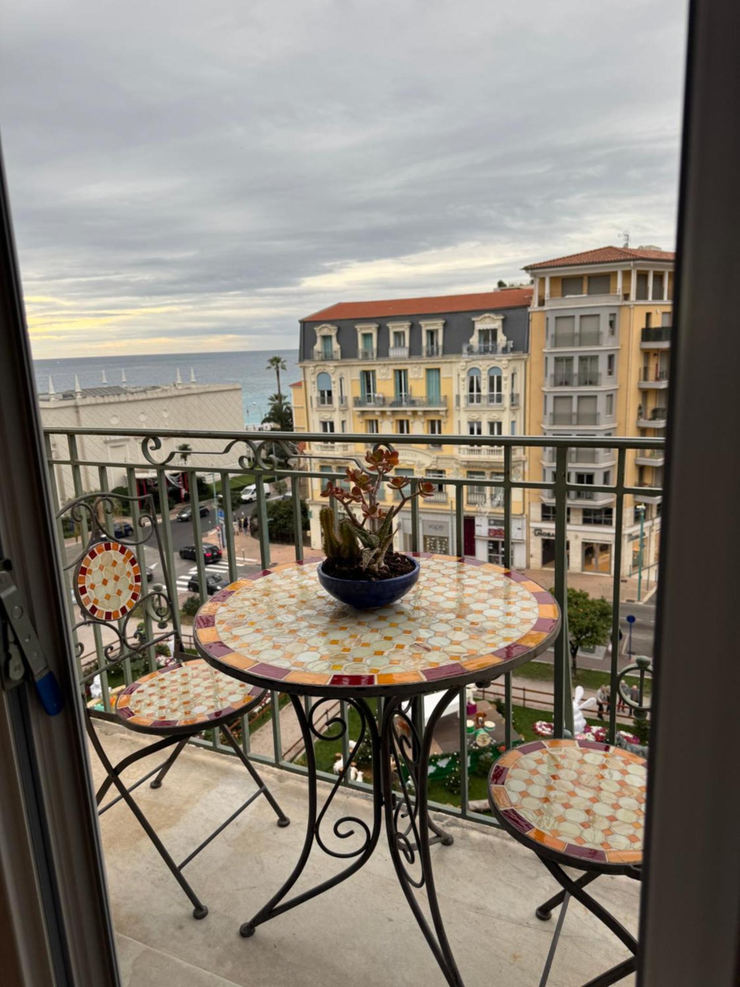 Menton Centre Vue Imprenable Sur Mer Et Jardin Bioves Bagian luar foto